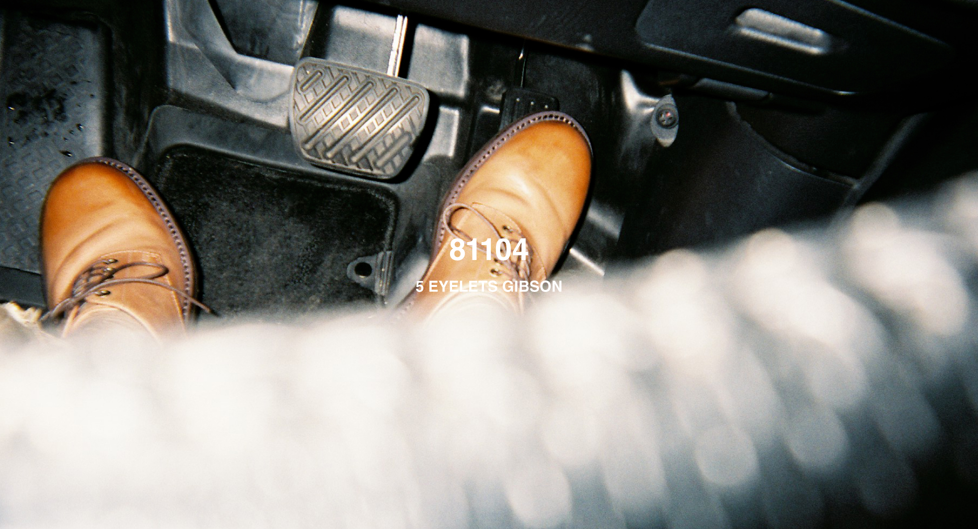 81104 5 EYELETS GIBSON