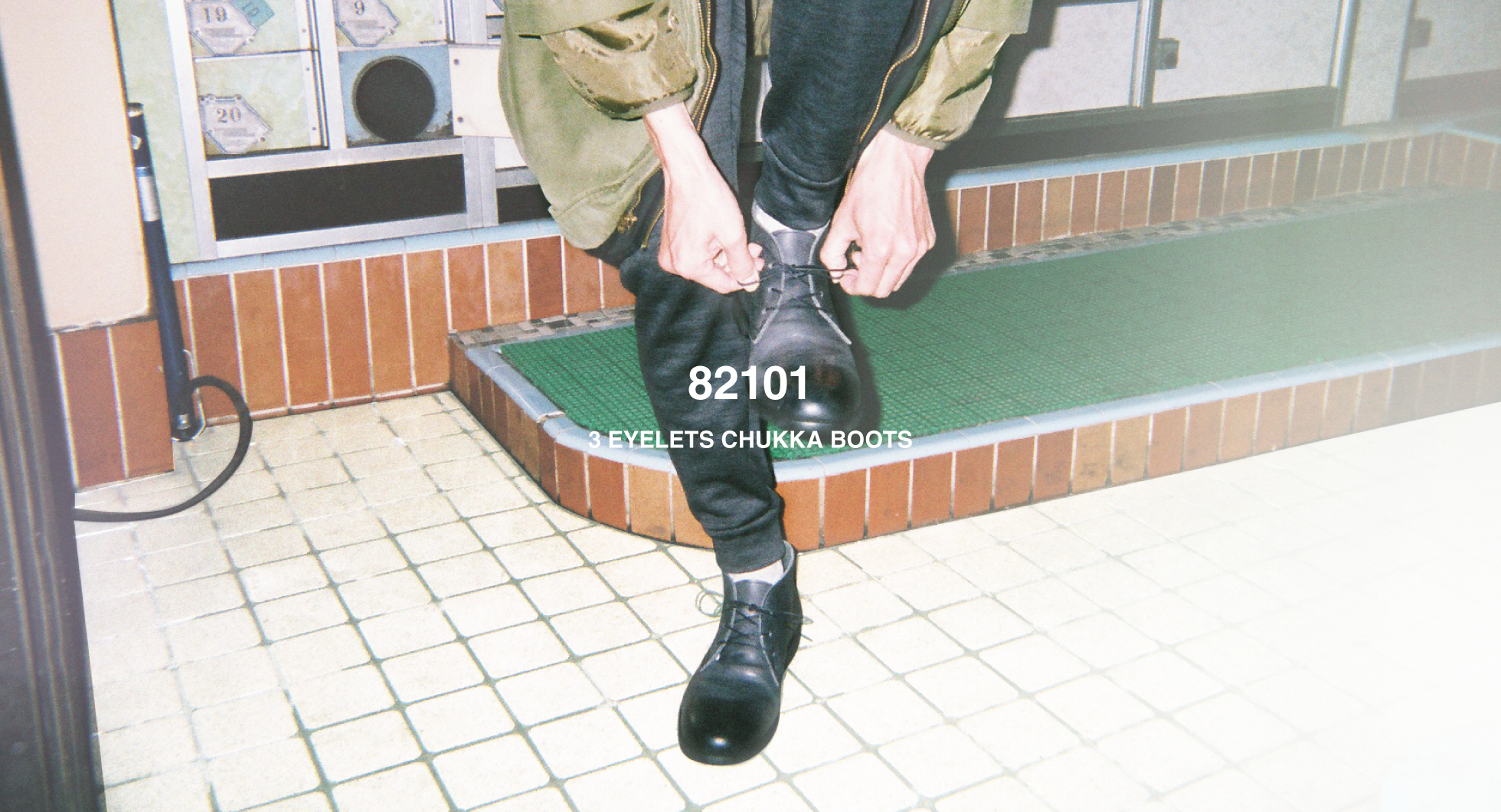 82101 3 EYELETS CHUKKA BOOTS